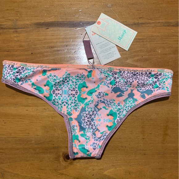 Maaji bikini - reversible NYT - Picture 8 of 12